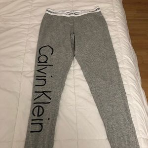 CK Leggings